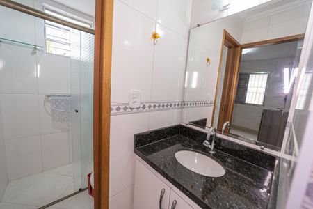 Apartamento para alugar com 55m², 2 quartos e 1 vaga Apartamento para alugar com 55m², 2 quartos e 1 vagaBanheiro