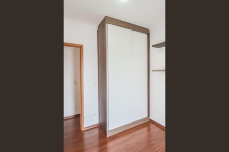 Apartamento à venda com 73m², 2 quartos e 2 vagasQuarto 
