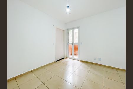 Sala de apartamento para alugar com 2 quartos, 50m² em Metalúrgicos, Osasco