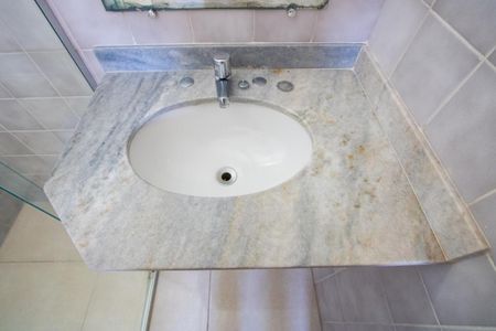 Apartamento para alugar com 78m², 3 quartos e 1 vaga Apartamento para alugar com 78m², 3 quartos e 1 vagaBanheiro do quarto 1