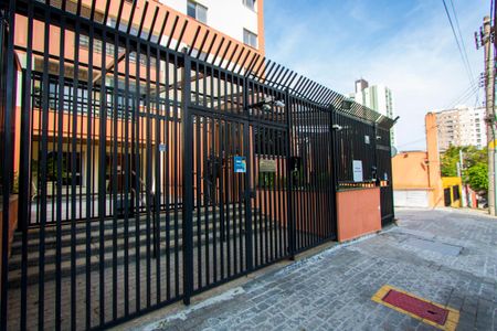 Apartamento para alugar com 78m², 3 quartos e 1 vaga Apartamento para alugar com 78m², 3 quartos e 1 vagaFachada