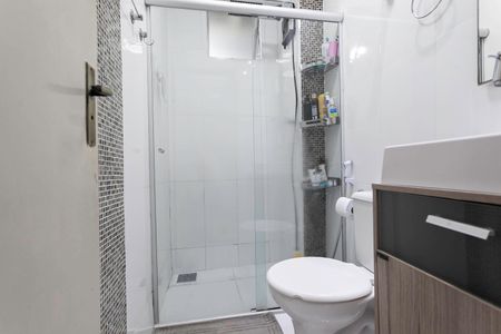 Apartamento à venda com 60m², 3 quartos e 1 vaga Apartamento à venda com 60m², 3 quartos e 1 vagaBanheiro social