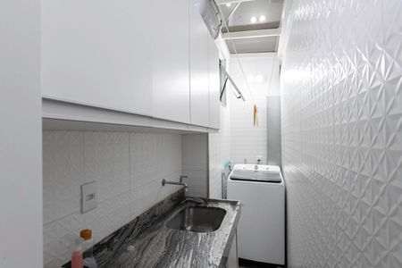 Apartamento à venda com 60m², 3 quartos e 1 vaga Apartamento à venda com 60m², 3 quartos e 1 vagaÁrea de serviço