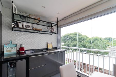 Varanda de apartamento para alugar com 2 quartos, 62m² em Vila Anastácio, São Paulo