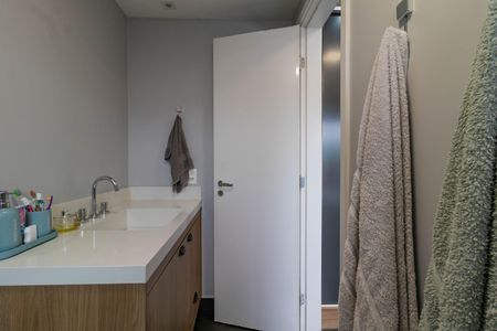 Apartamento para alugar com 62m², 2 quartos e 1 vaga Apartamento para alugar com 62m², 2 quartos e 1 vagaBanheiro da Suíte