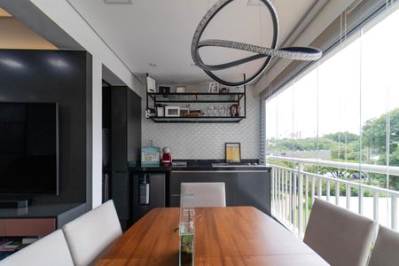 Varanda de apartamento para alugar com 2 quartos, 62m² em Vila Anastácio, São Paulo