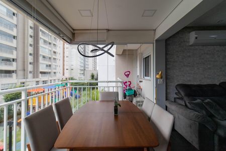 Apartamento para alugar com 62m², 2 quartos e 1 vaga Apartamento para alugar com 62m², 2 quartos e 1 vagaVaranda