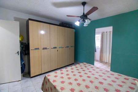 Casa à venda com 327m², 4 quartos e 4 vagasSuíte 1