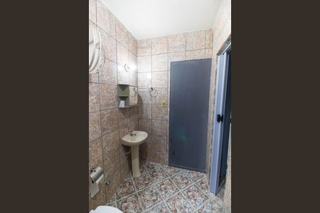 Casa à venda com 327m², 4 quartos e 4 vagasBanheiro da Suíte 3