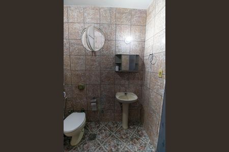Casa à venda com 327m², 4 quartos e 4 vagasBanheiro da Suíte 3