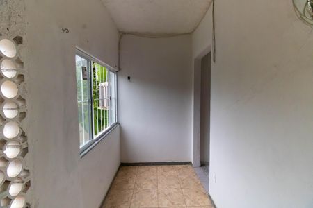 Casa à venda com 327m², 4 quartos e 4 vagasCorredor 