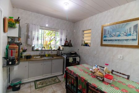 Casa à venda com 327m², 4 quartos e 4 vagasCozinha