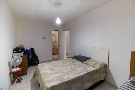 Casa à venda com 327m², 4 quartos e 4 vagasSuíte 2