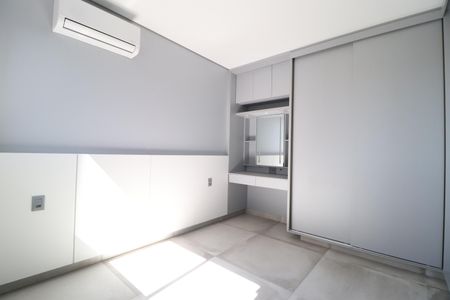 Suíte de apartamento para alugar com 3 quartos, 95m² em Osvaldo Rezende, Uberlândia