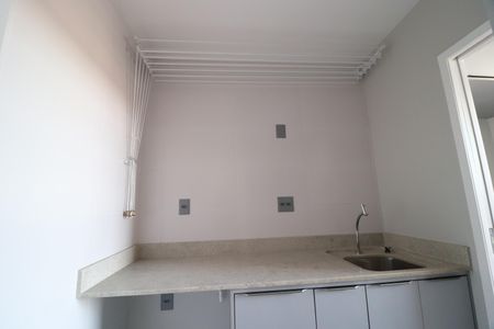 Área de Serviço de apartamento para alugar com 3 quartos, 95m² em Osvaldo Rezende, Uberlândia