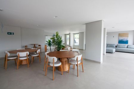 Apartamento para alugar com 95m², 3 quartos e 2 vagasÁrea Comum - Salão de Festas