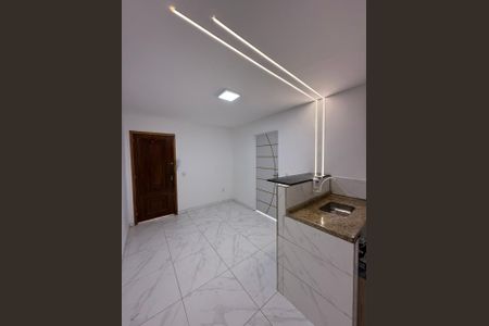 Cozinha de apartamento para alugar com 1 quarto, 43m² em Recreio dos Bandeirantes, Rio de Janeiro