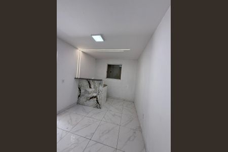 Sala de apartamento para alugar com 1 quarto, 43m² em Recreio dos Bandeirantes, Rio de Janeiro
