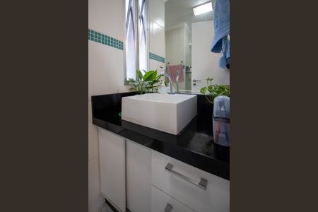 Apartamento para alugar com 58m², 3 quartos e 1 vaga Apartamento para alugar com 58m², 3 quartos e 1 vagaBanheiro