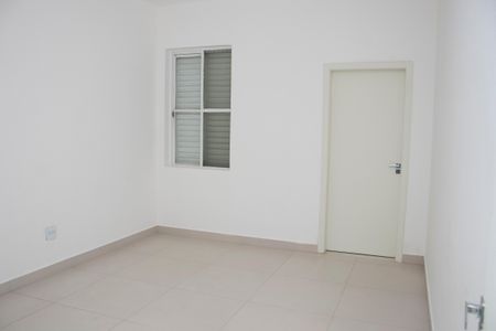 Casa para alugar com 238m², 3 quartos e 1 vaga Casa para alugar com 238m², 3 quartos e 1 vagaQuarto 2