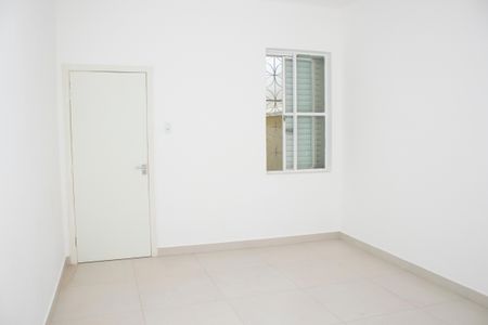 Casa para alugar com 238m², 3 quartos e 1 vaga Casa para alugar com 238m², 3 quartos e 1 vagaQuarto 2