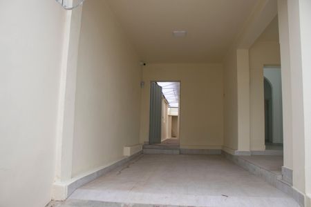 Casa para alugar com 238m², 3 quartos e 1 vaga Casa para alugar com 238m², 3 quartos e 1 vagaGaragem