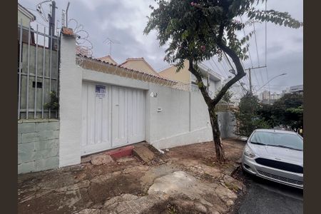 Casa para alugar com 238m², 3 quartos e 1 vaga Casa para alugar com 238m², 3 quartos e 1 vagainstalação de placa
