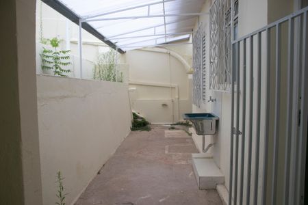 Casa para alugar com 238m², 3 quartos e 1 vaga Casa para alugar com 238m², 3 quartos e 1 vagaÁrea de Serviço