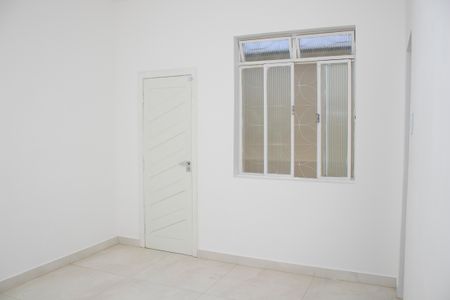 Casa para alugar com 238m², 3 quartos e 1 vaga Casa para alugar com 238m², 3 quartos e 1 vagaCopa