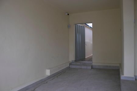 Casa para alugar com 238m², 3 quartos e 1 vaga Casa para alugar com 238m², 3 quartos e 1 vagaGaragem