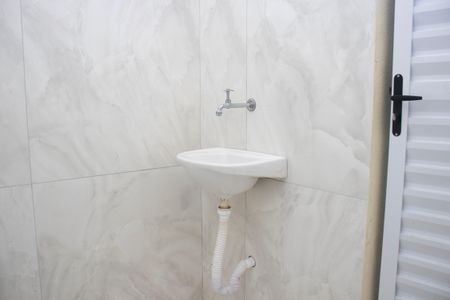 Casa para alugar com 238m², 3 quartos e 1 vaga Casa para alugar com 238m², 3 quartos e 1 vagaBanheiro de serviço