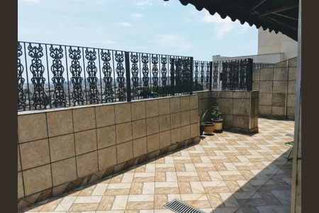 Apartamento para alugar com 146m², 3 quartos e 1 vaga