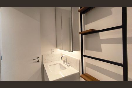 Studio para alugar com 24m², 1 quarto e sem vaga Studio para alugar com 24m², 1 quarto e sem vagaBanheiro