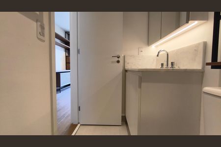 Studio para alugar com 24m², 1 quarto e sem vaga Studio para alugar com 24m², 1 quarto e sem vagaBanheiro