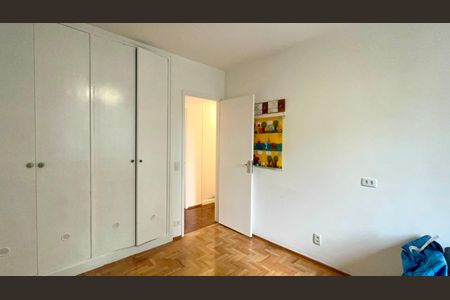 Apartamento à venda com 129m², 3 quartos e 2 vagasQuarto 2