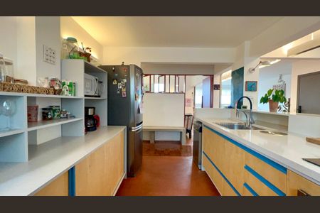 Apartamento à venda com 129m², 3 quartos e 2 vagasCozinha