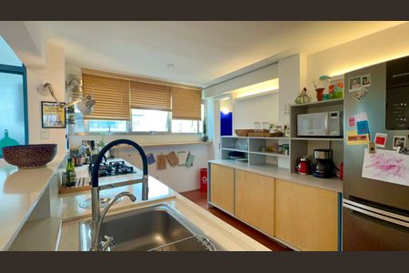 Apartamento à venda com 129m², 3 quartos e 2 vagasCozinha