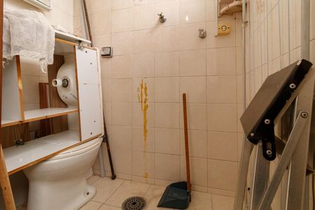 Apartamento à venda com 60m², 2 quartos e 1 vaga Apartamento à venda com 60m², 2 quartos e 1 vagaBanheiro de serviço