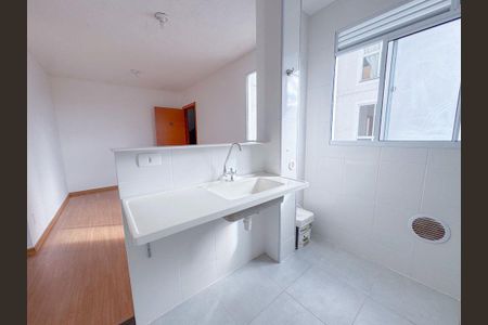 Cozinha  de apartamento para alugar com 2 quartos, 48m² em Morro Santana, Porto Alegre