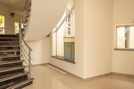 Hall de entrada da casa principal de casa para alugar com 6 quartos, 750m² em Werner Plaas, Americana