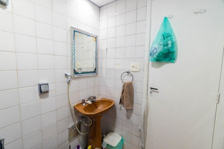 Apartamento à venda com 99m², 3 quartos e sem vagaBanheiro