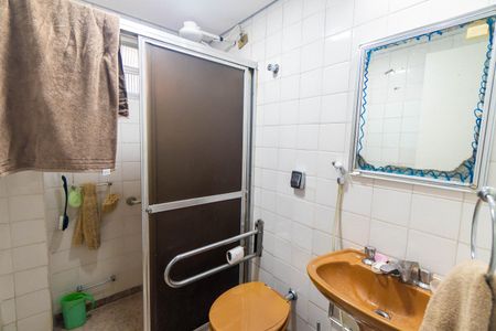 Apartamento à venda com 99m², 3 quartos e sem vagaBanheiro