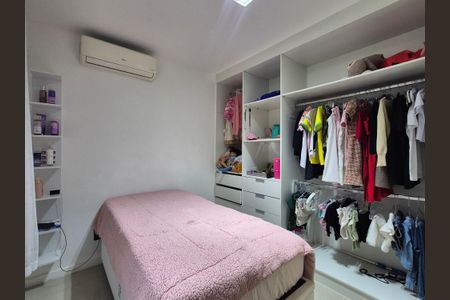 Casa de condomínio para alugar com 400m², 5 quartos e 3 vagasSuíte 2