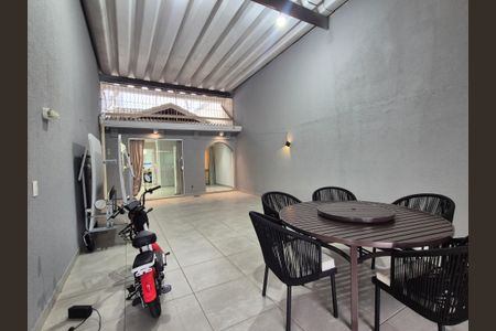 Casa de condomínio para alugar com 400m², 5 quartos e 3 vagasVaranda 