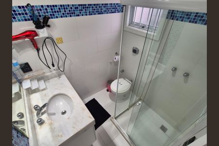 Casa de condomínio para alugar com 400m², 5 quartos e 3 vagasBanheiro 