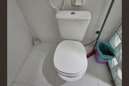 Casa de condomínio para alugar com 400m², 5 quartos e 3 vagasBanheiro 