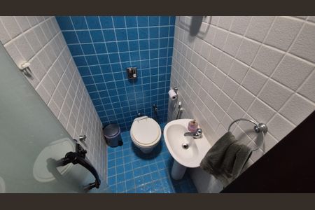 Casa de condomínio para alugar com 400m², 5 quartos e 3 vagasLavabo 