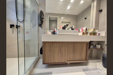 Casa de condomínio para alugar com 400m², 5 quartos e 3 vagasBanheiro