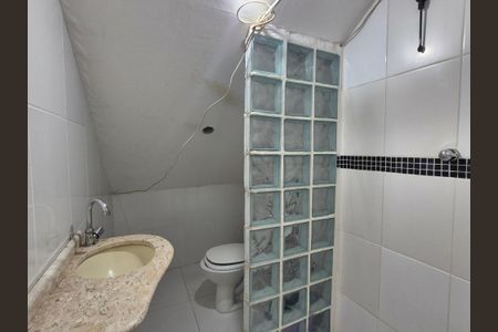 Casa de condomínio para alugar com 400m², 5 quartos e 3 vagasBanheiro 