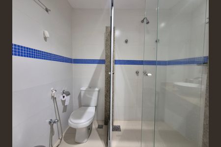 Casa de condomínio para alugar com 400m², 5 quartos e 3 vagasEdiícula quarto 